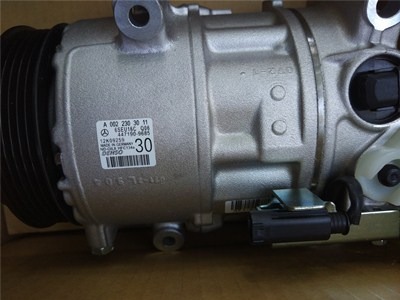 b200{