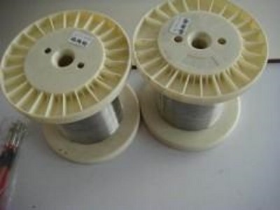 304P䓾P