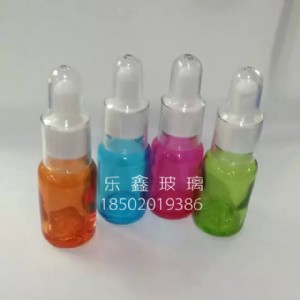 漂亮的化妝品瓶子,紅色的化妝品瓶子,化妝品眼霜瓶子
