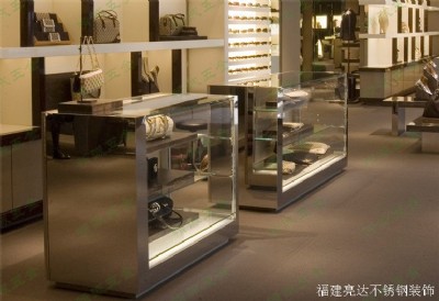 福建不銹鋼裝飾亮達(dá)供應(yīng)不銹鋼展示柜門店陳列柜
