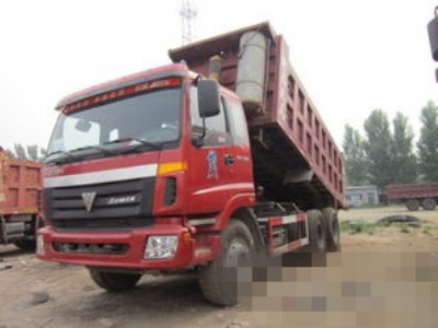低價(jià)處理大批德龍奧龍紅巖豪沃歐曼等后八輪自卸車(chē)